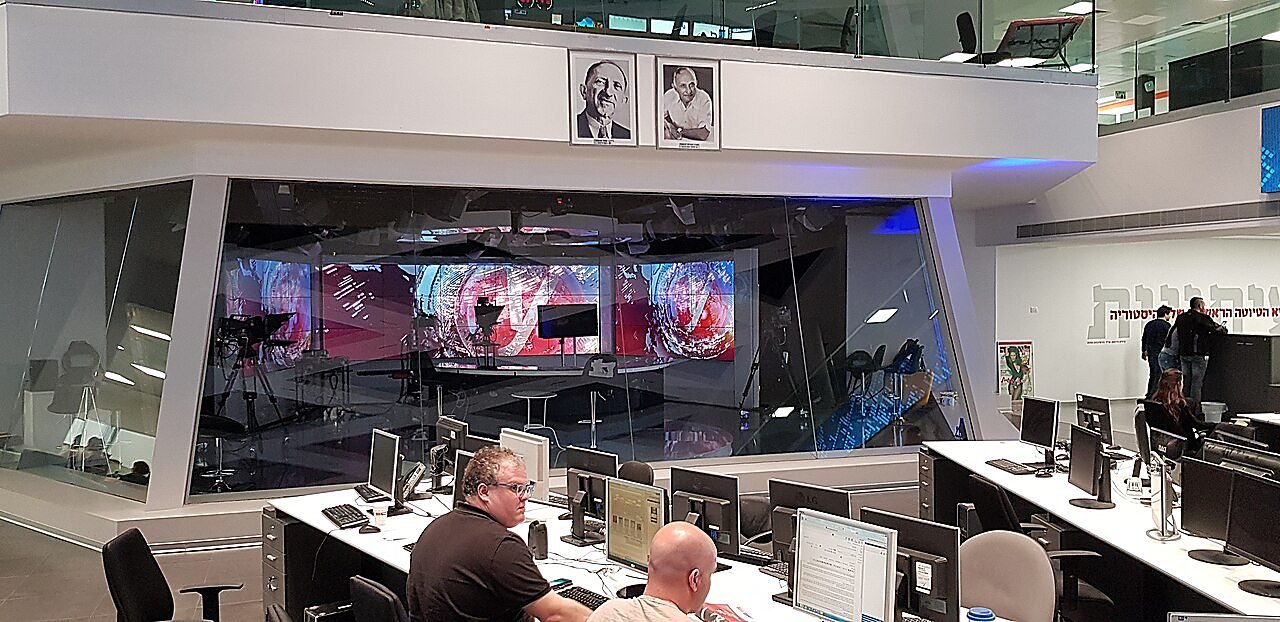Broadcasting studio used as reference for digital newsrooms